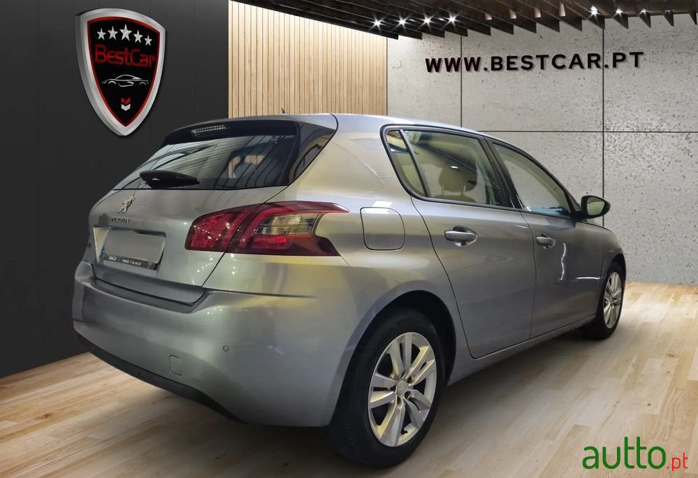 2019' Peugeot 308 photo #3