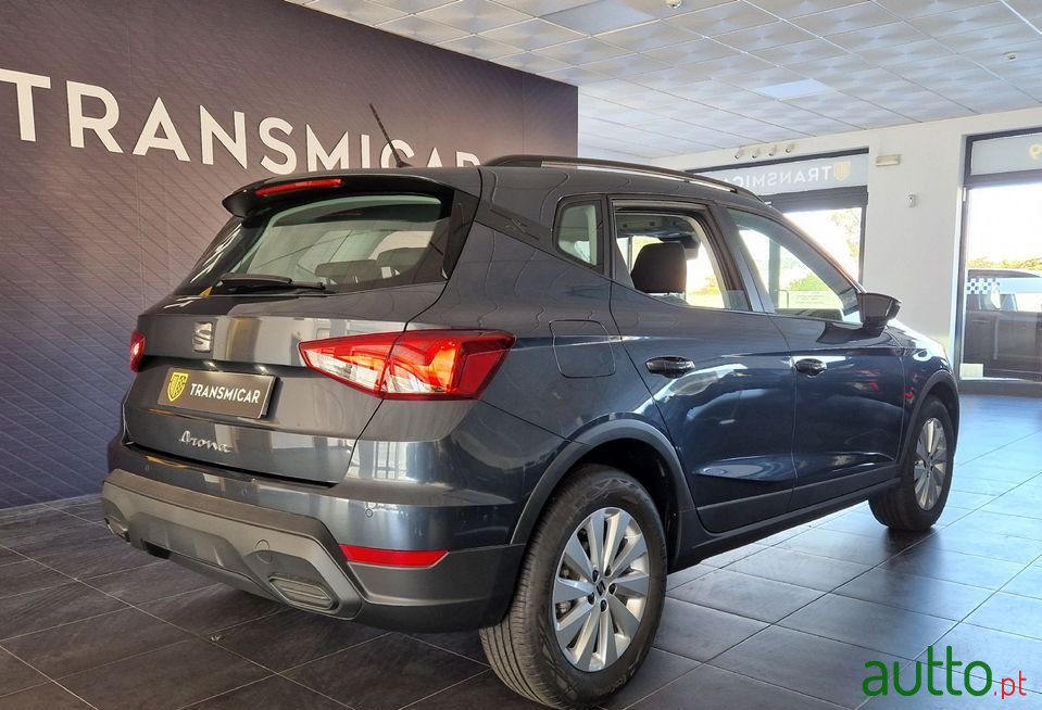 2022' SEAT Arona photo #5