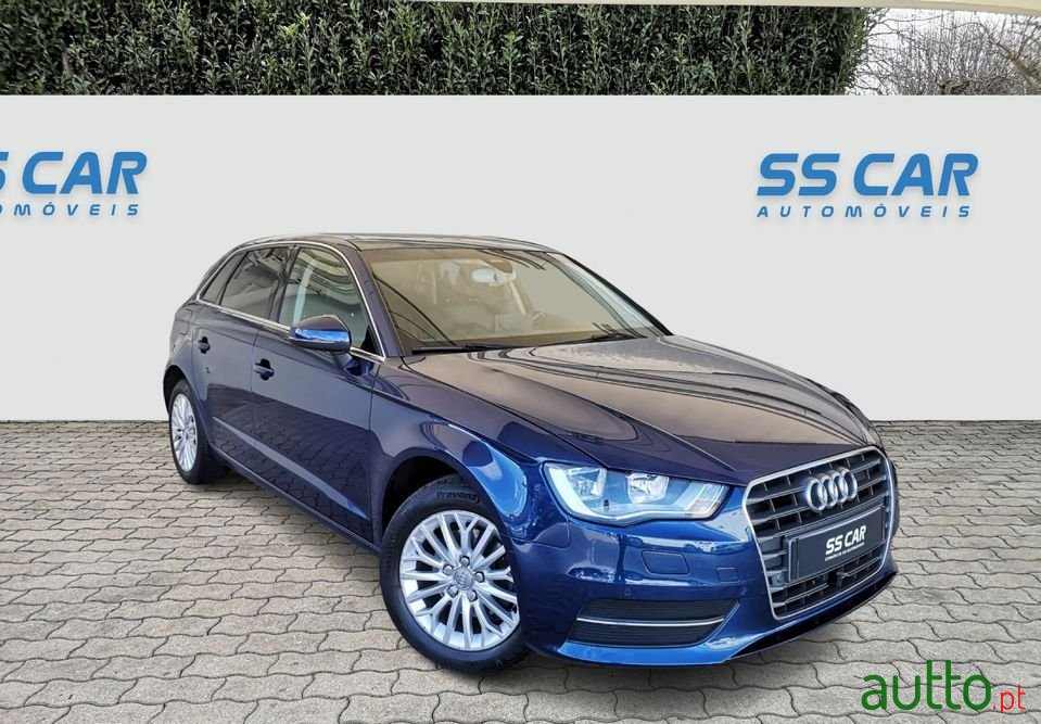 2014' Audi A3 Sportback photo #3