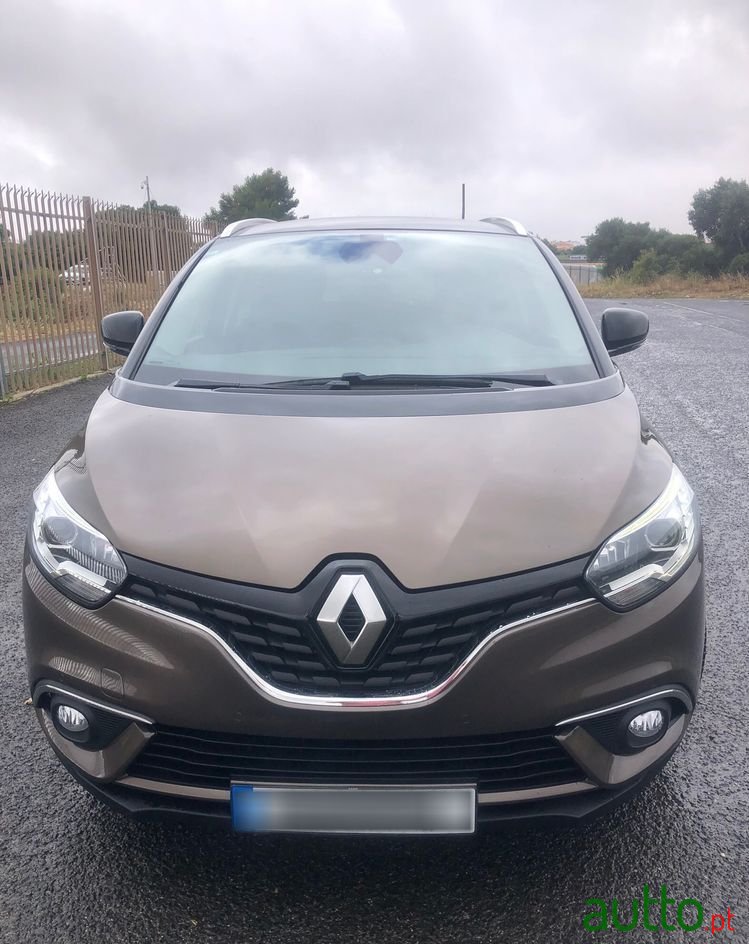 2018' Renault Scenic photo #3