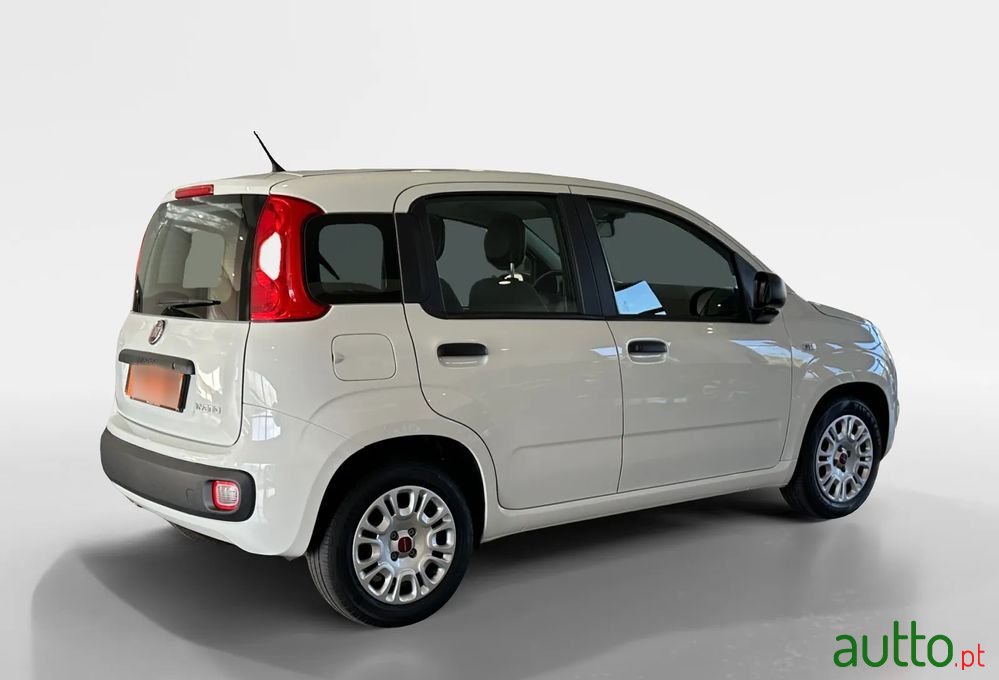 2022' Fiat Panda photo #5