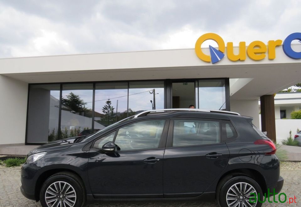 2018' Peugeot 2008 photo #6