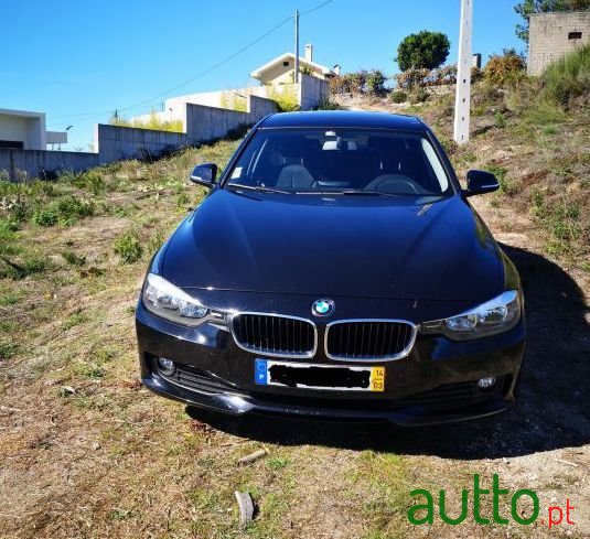 2014' BMW 320 photo #5