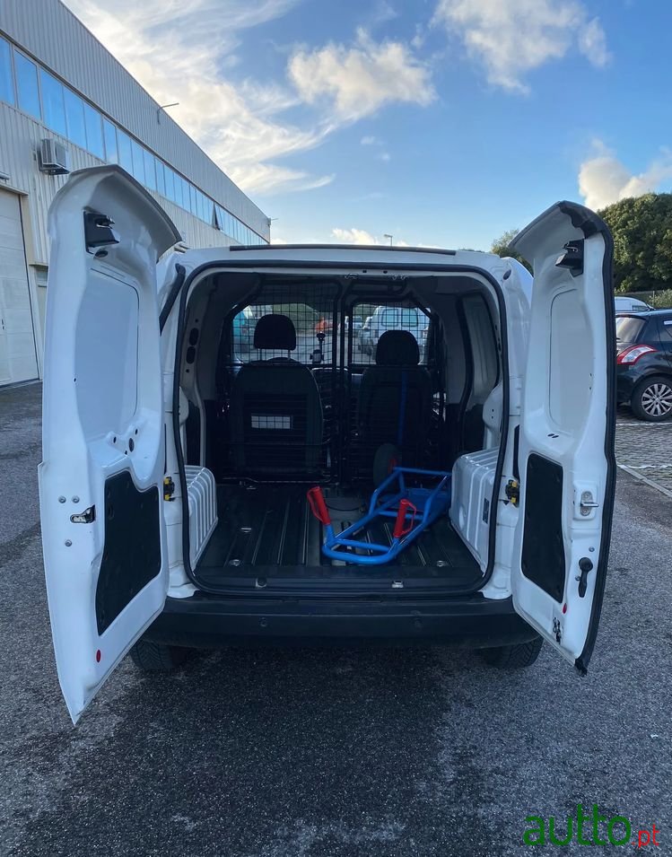 2016' Fiat Fiorino Multijet Base photo #4