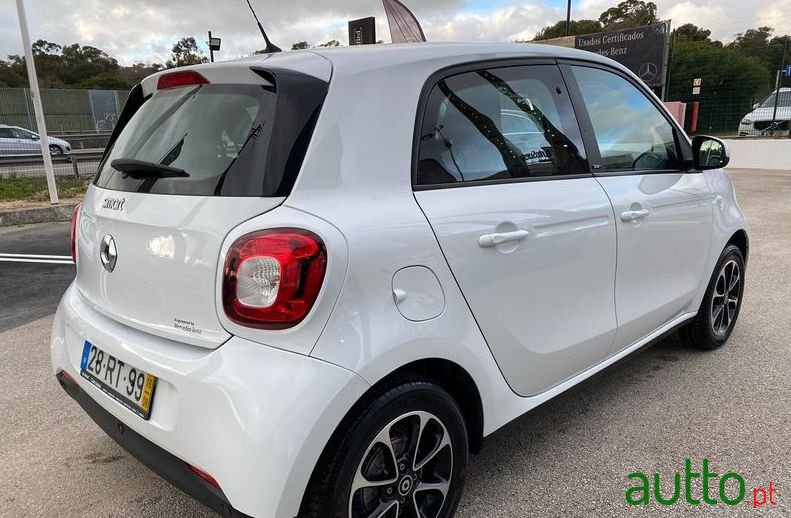 2016' Smart Forfour photo #3