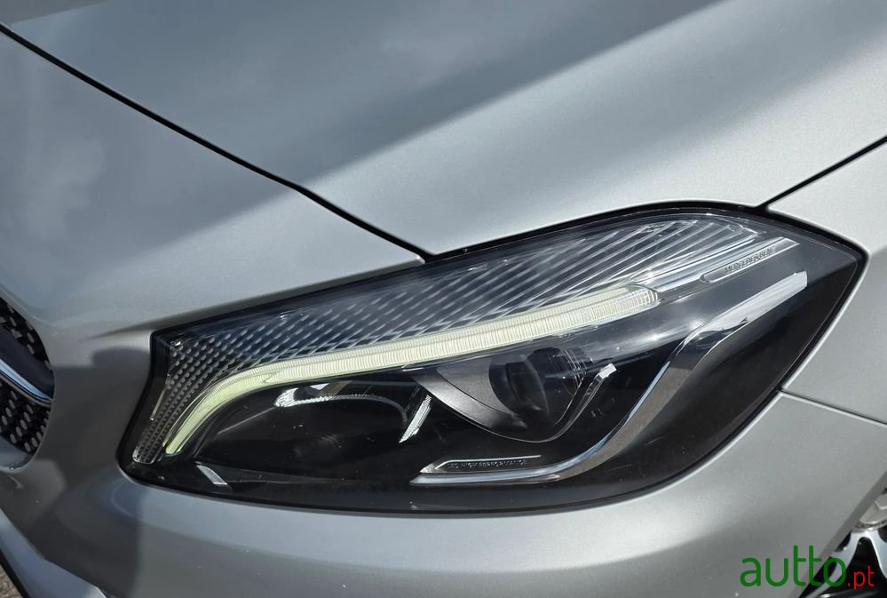 2016' Mercedes-Benz Classe A D 7G-Dct Amg Line photo #6