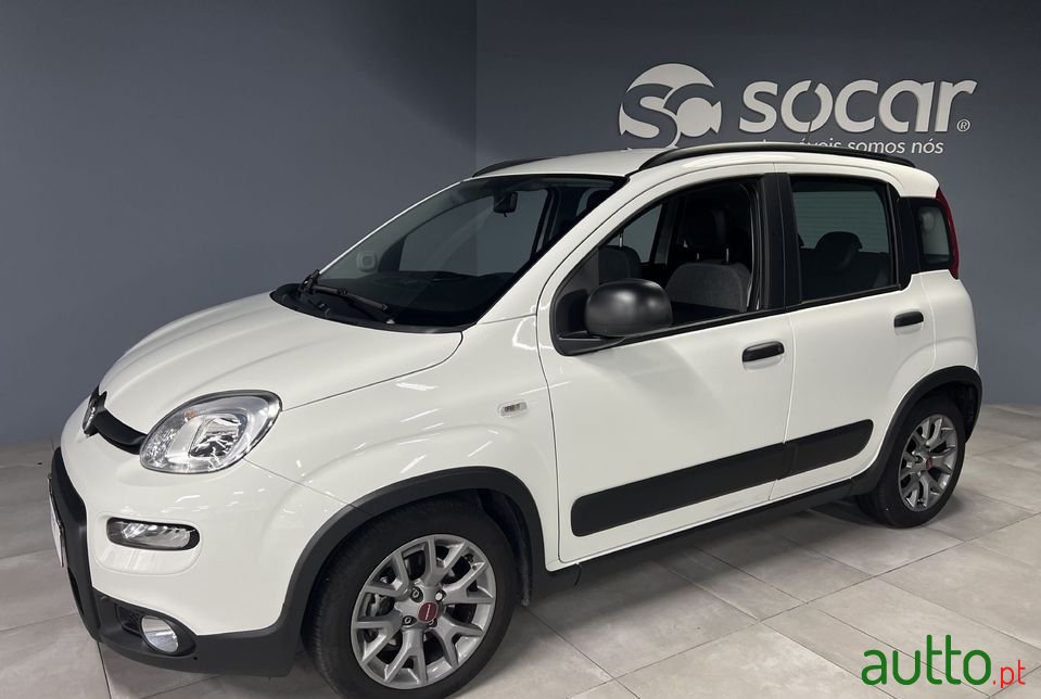 2020' Fiat Panda photo #4