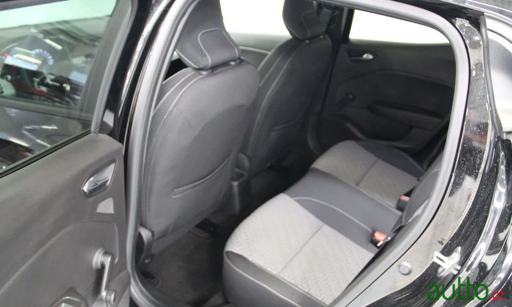 2022' Renault Clio 1.0 Tce Evolution photo #6