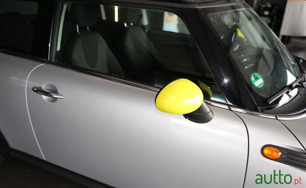 2008' MINI One 3 Portas photo #4