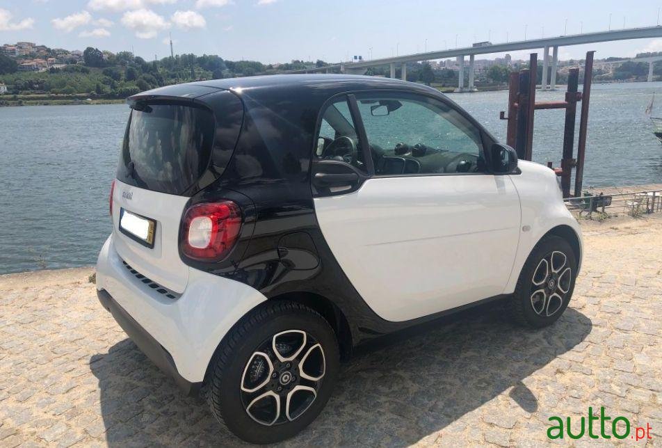 2016' Smart Fortwo photo #1