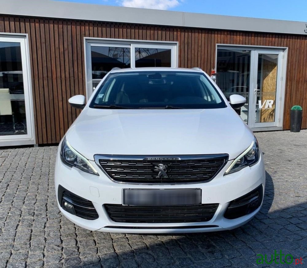 2018' Peugeot 308 Sw photo #2