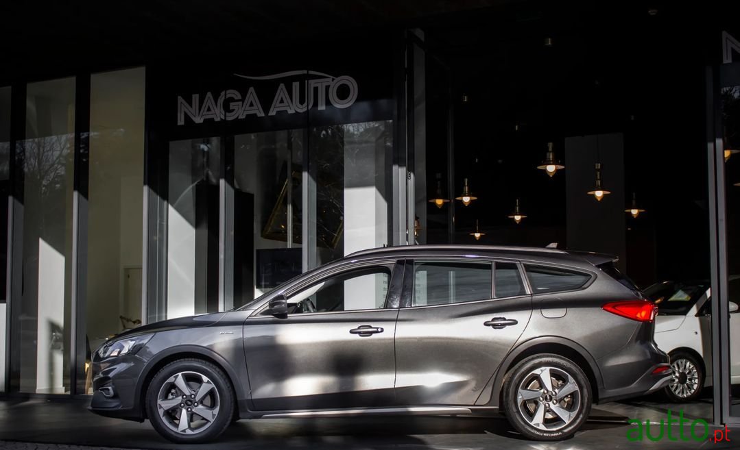 2019' Ford Focus Sw photo #2