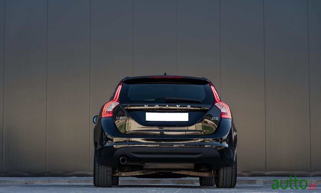 2011' Volvo V60 photo #5