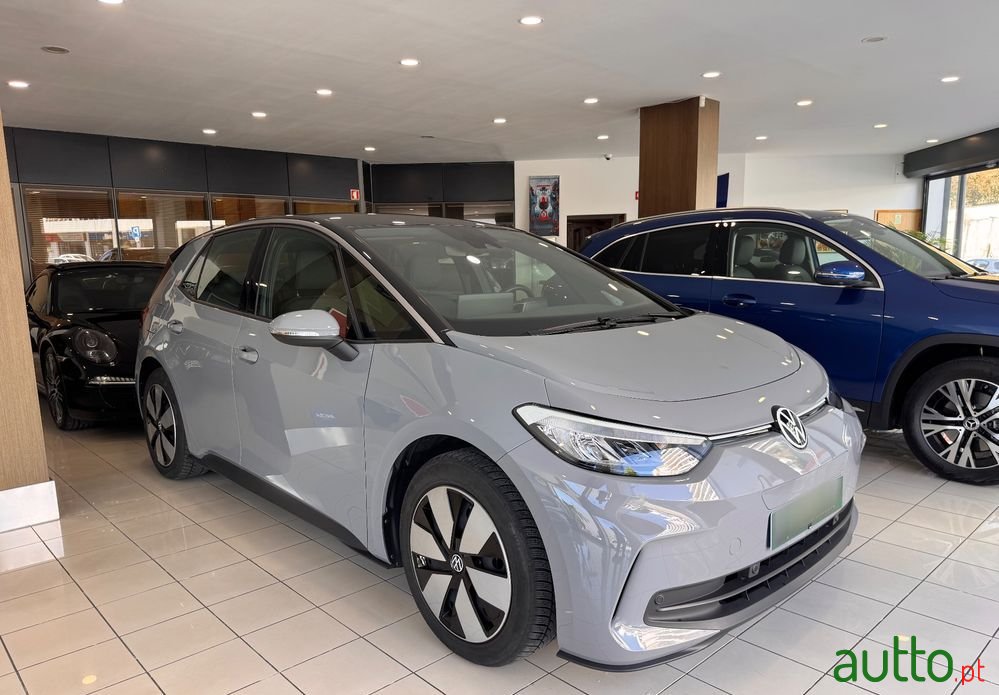 2024' Volkswagen ID.3 58 Kwh Pro Urban photo #3