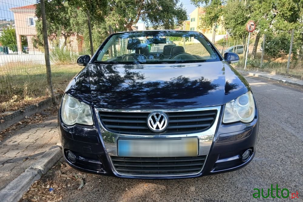 2006' Volkswagen Eos photo #4