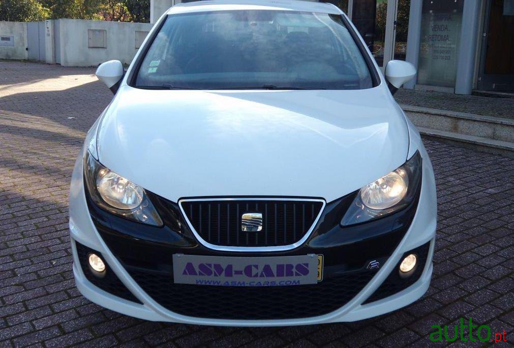 2010' SEAT Ibiza 1.2 Tdi photo #2