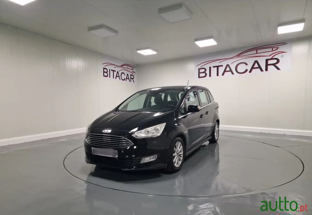 2018' Ford Grand C-MAX photo #6