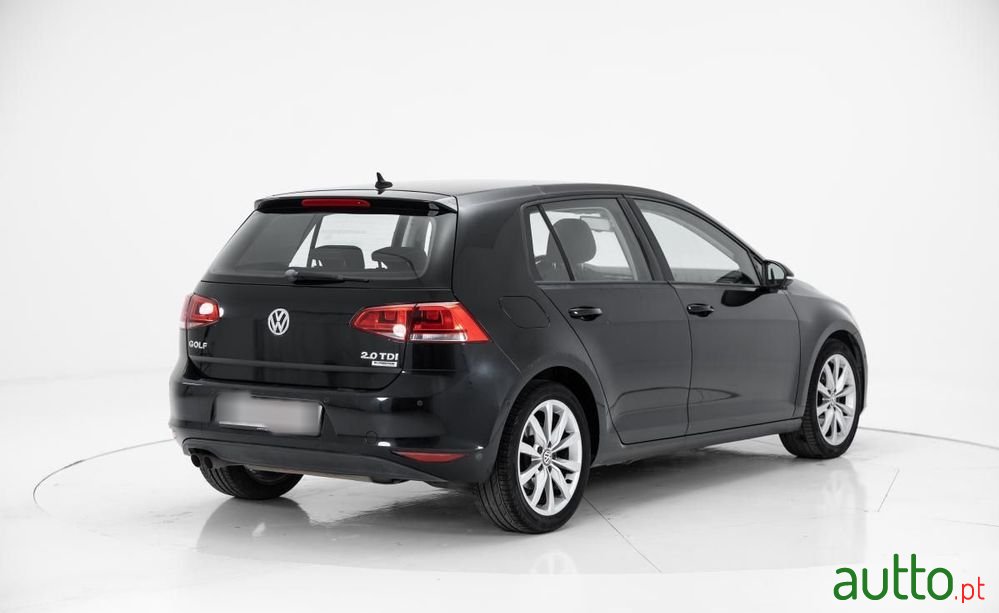 2015' Volkswagen Golf photo #3