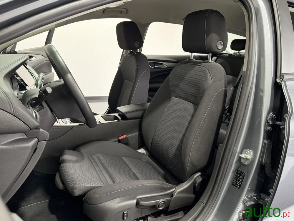 2021' Opel Insignia Sports Tourer photo #6