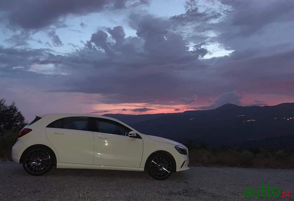 2016' Mercedes-Benz A-180 photo #3