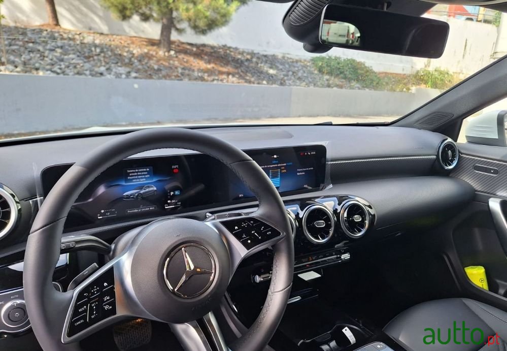 2023' Mercedes-Benz A 250 photo #6