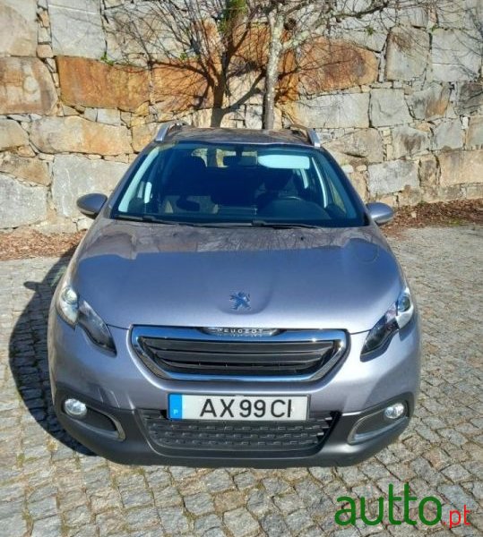 2014' Peugeot 2008 photo #1