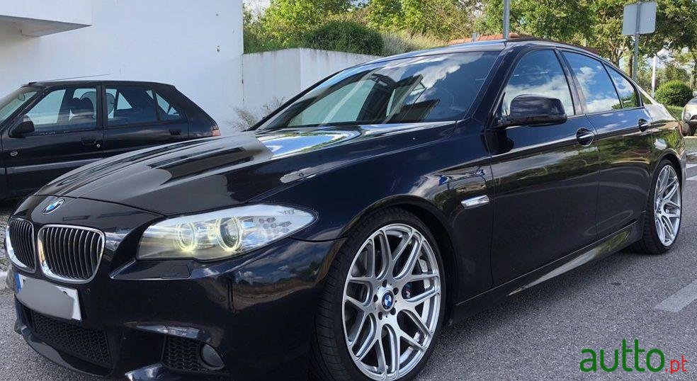 2011' BMW 535 photo #2