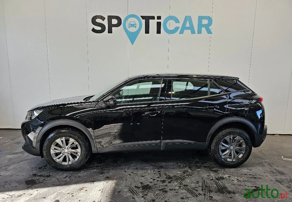 2023' Peugeot 2008 photo #5