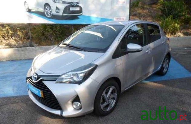 2016' Toyota Yaris photo #1