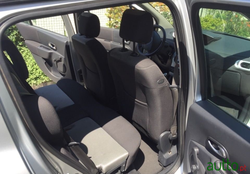 2006' Renault Modus Creative 1.2 photo #4