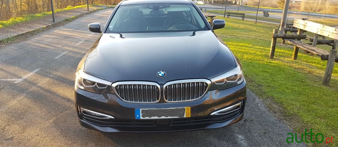 2017' BMW 520 photo #1