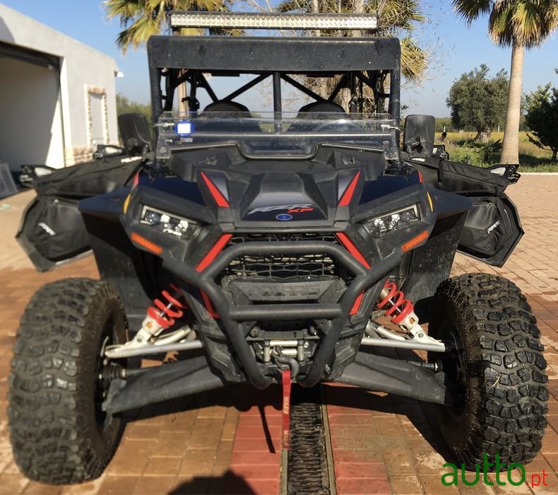 2019' Polestar 1 photo #1