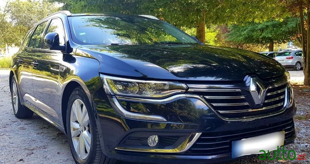 2017' Renault Talisman Sport Tourer photo #2