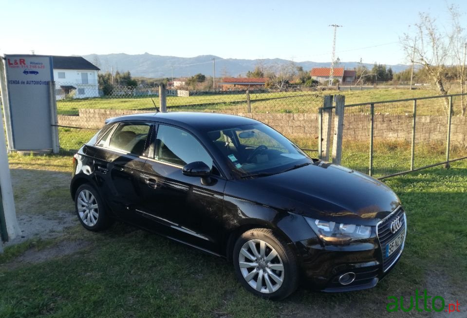 2013' Audi A1 Sportback photo #2