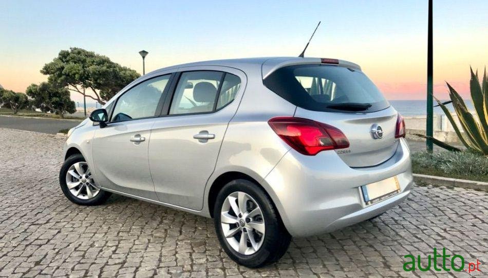 2015' Opel Corsa photo #1