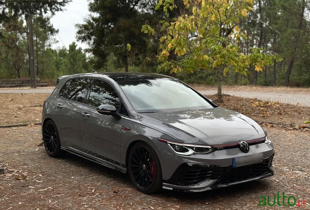 2022' Volkswagen Golf photo #1