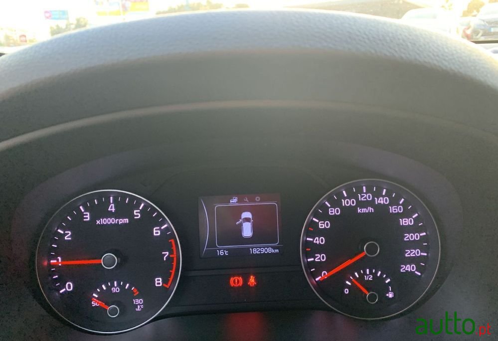 2016' Kia Sportage photo #3