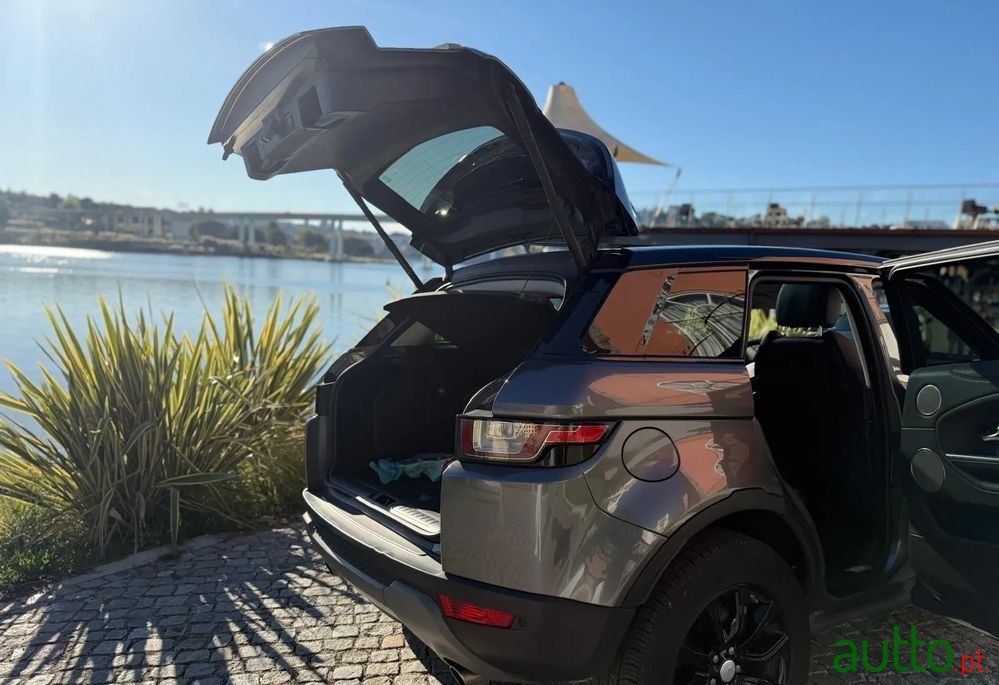 2018' Land Rover Range Rover Evoque photo #6