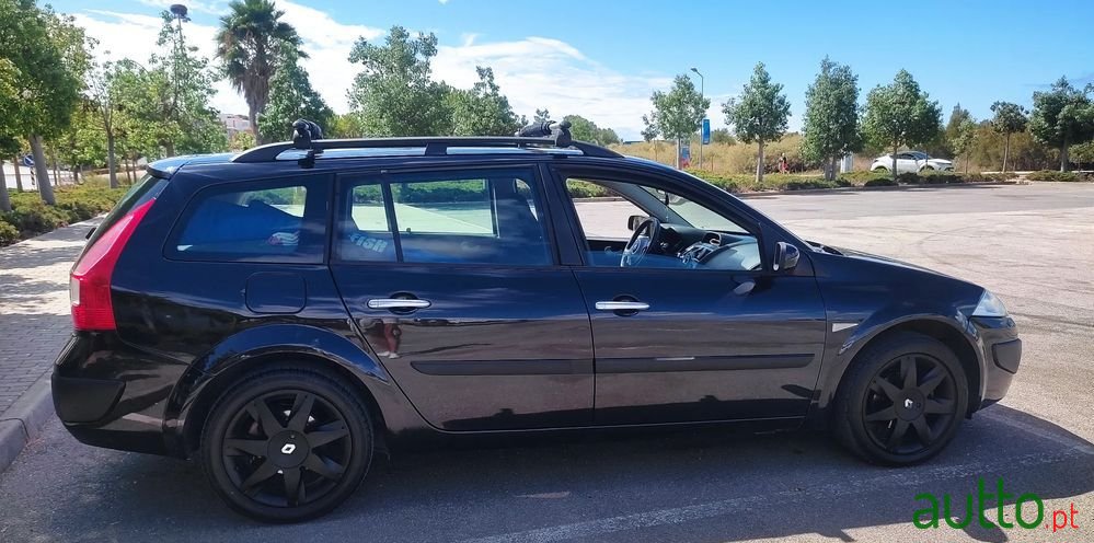 2008' Renault Megane Break photo #5