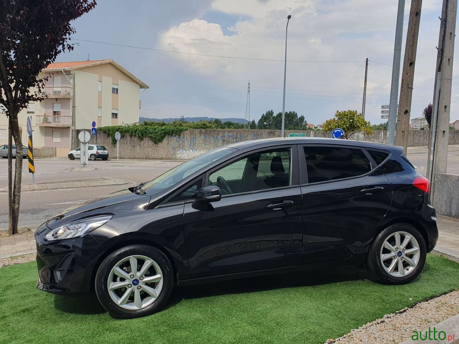 2021' Ford Fiesta photo #5