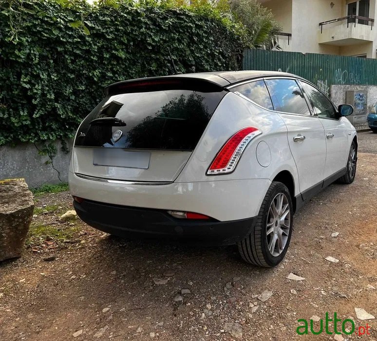 2008' Lancia Delta photo #6