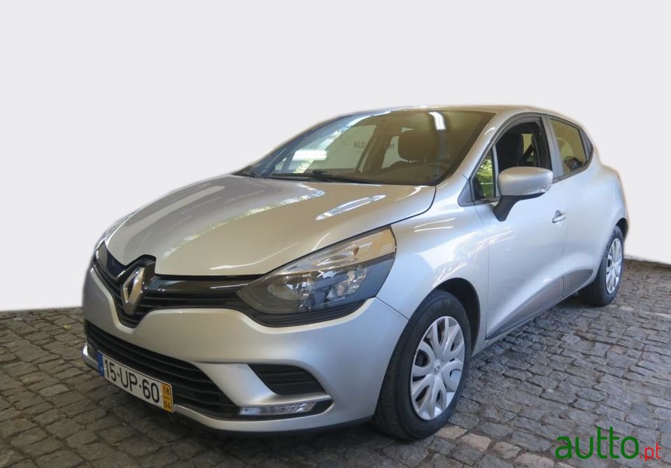 2018' Renault Clio photo #1