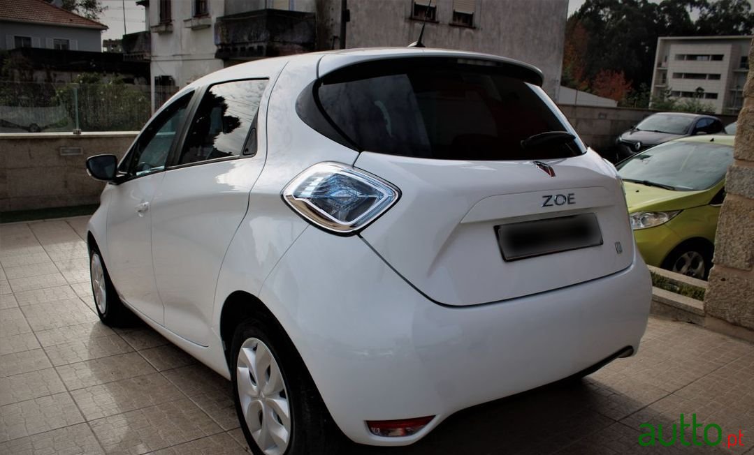 2015' Renault Zoe photo #4