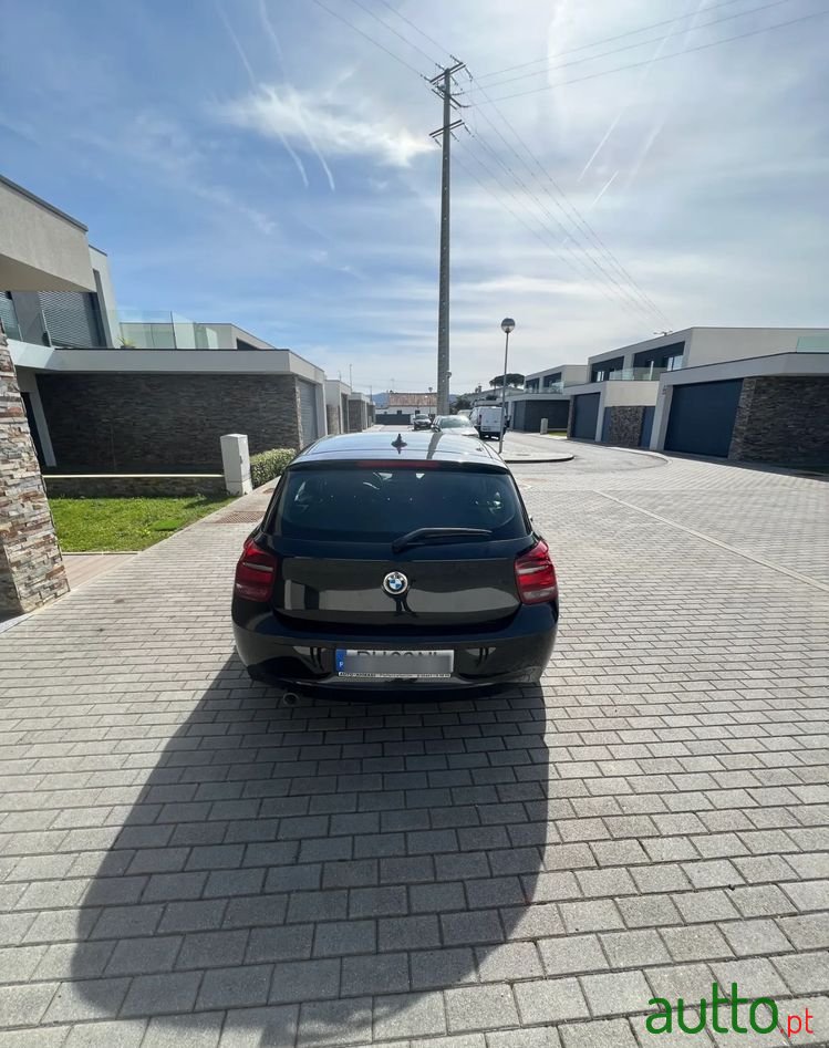 2012' BMW 118 D photo #6