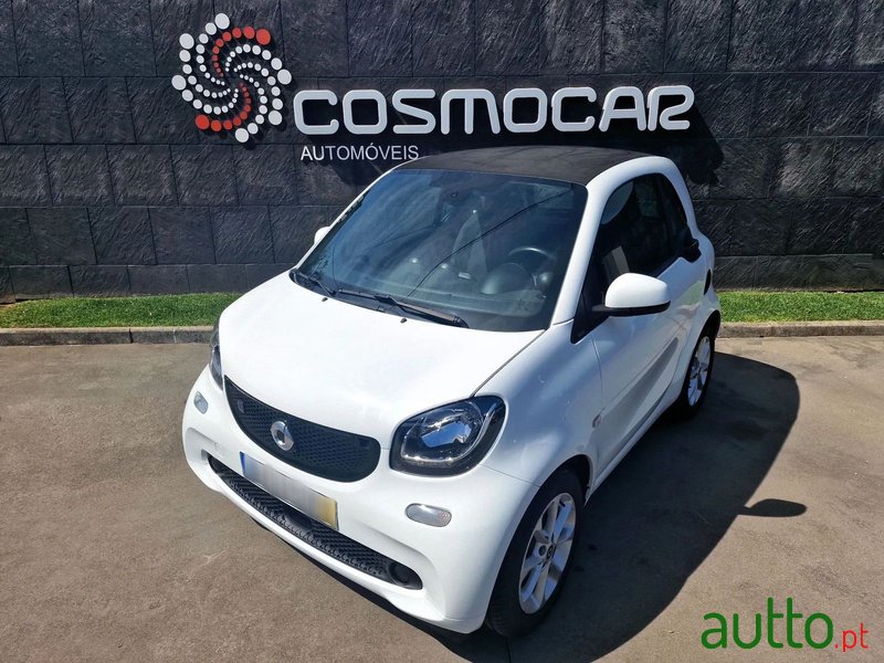 2018' Smart Fortwo photo #1