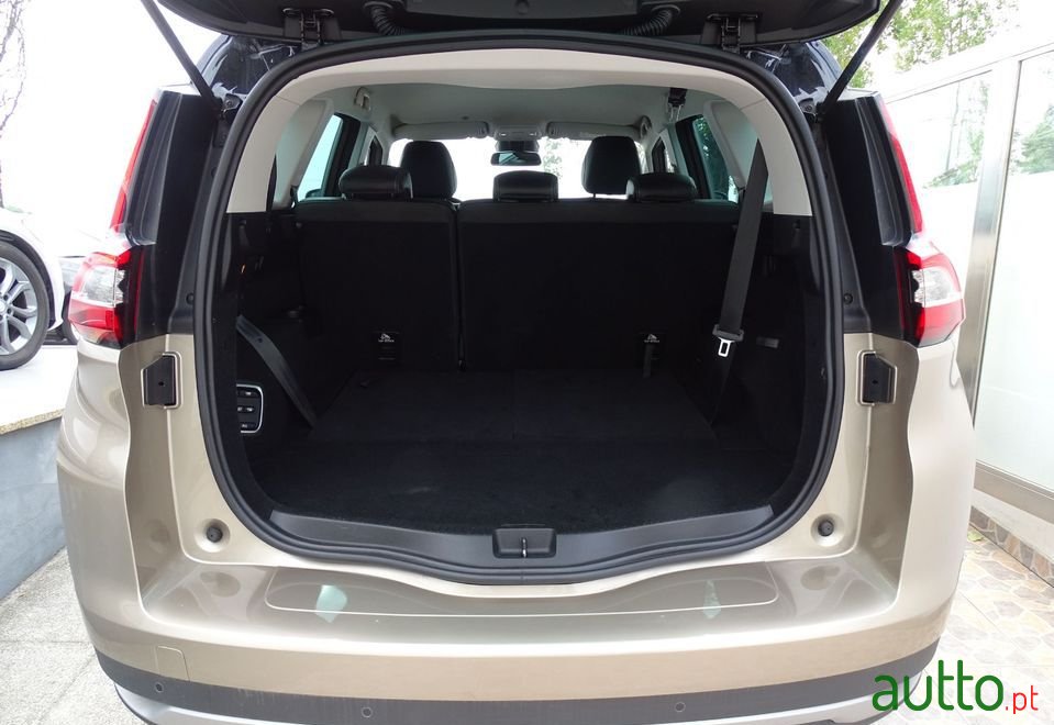 2017' Renault Grand Scenic photo #5