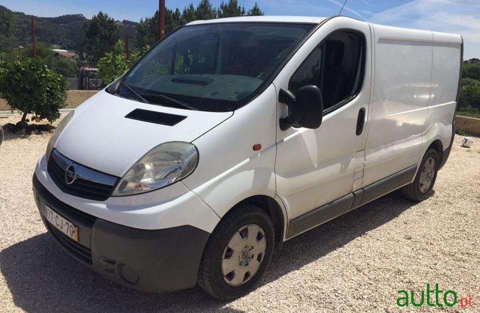 2006' Opel Vivaro photo #2