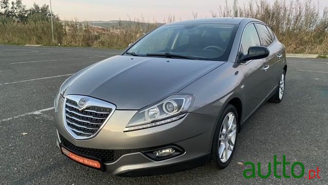 2013' Lancia Delta photo #4