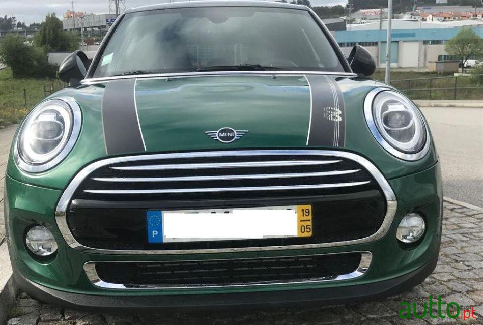 2019' MINI Cooper photo #3