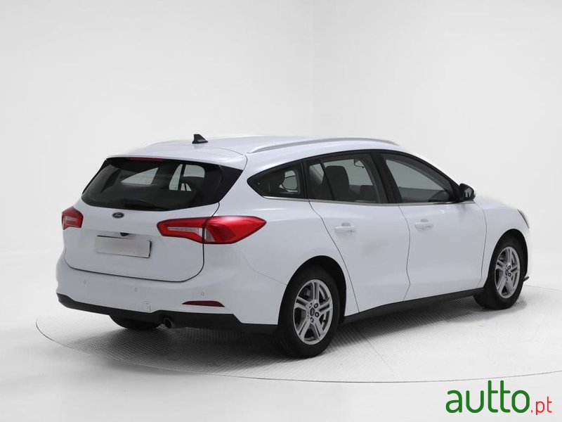 2021' Ford Focus Sw photo #3